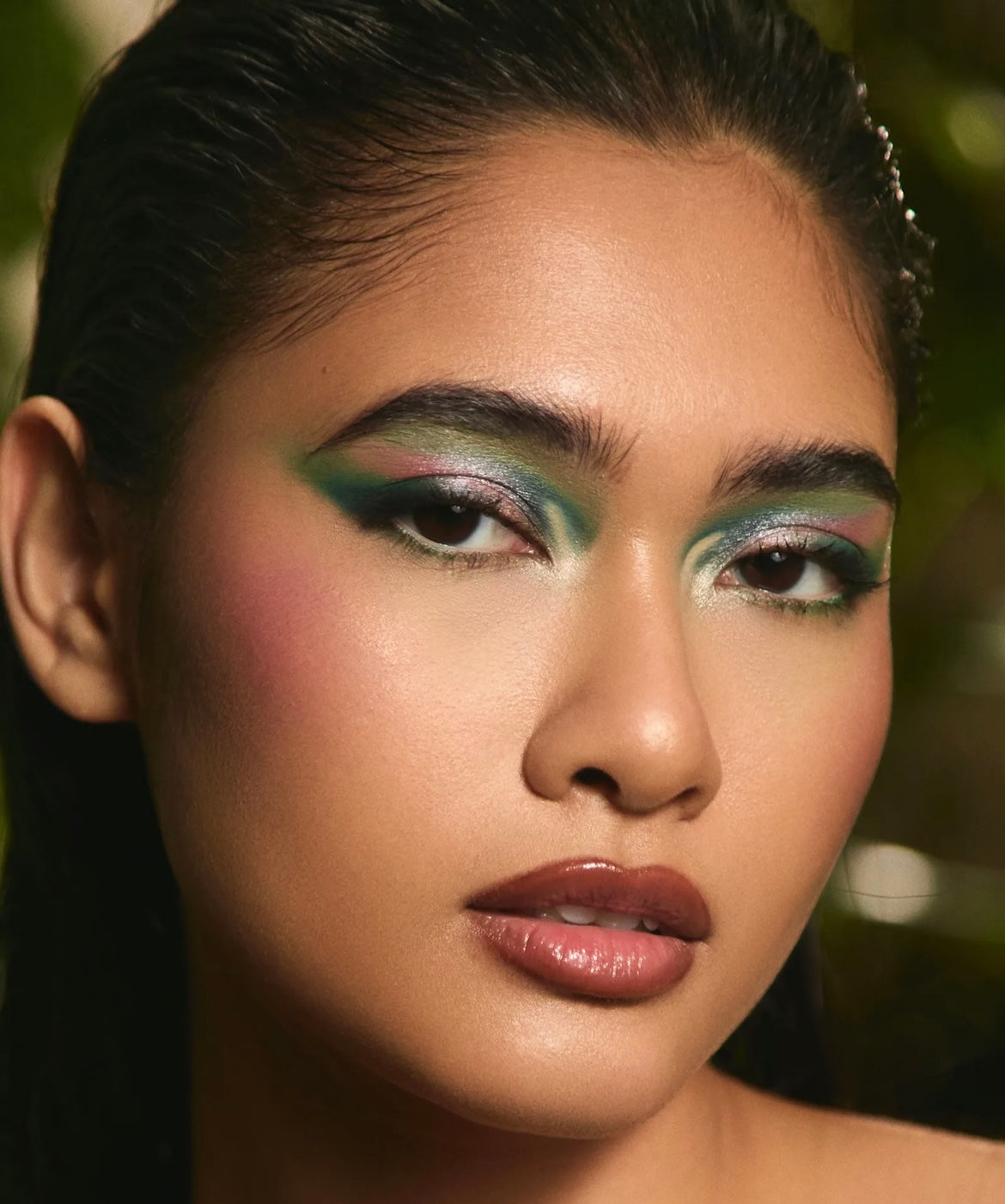 Beauty Bay
Botanical 42 Colour Palette