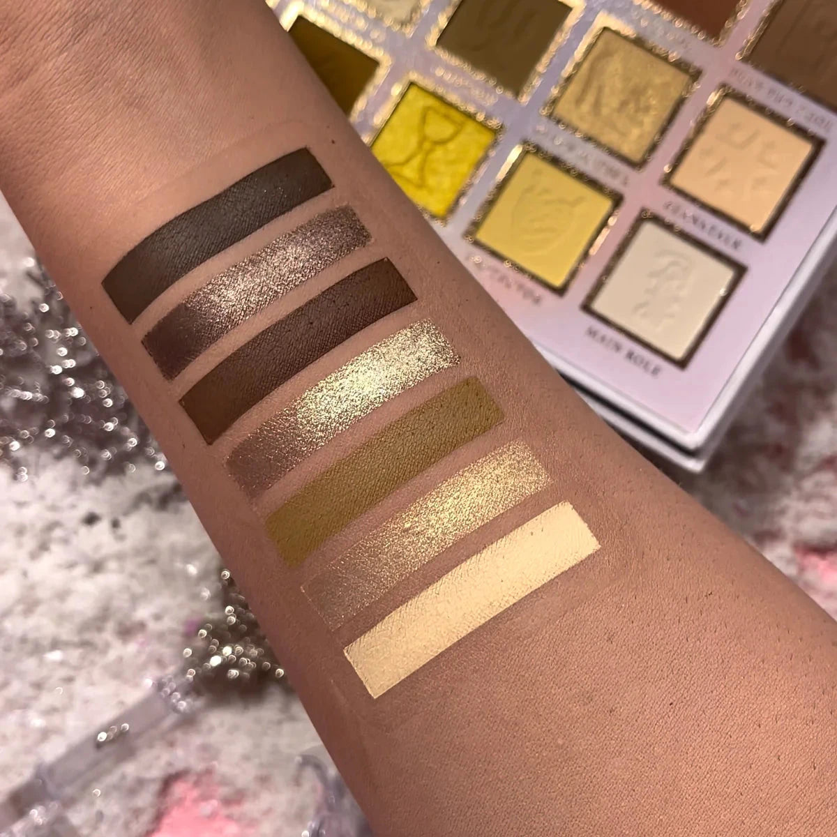 P. Louise If The Crown Fits Neutral Eyeshadow Palette