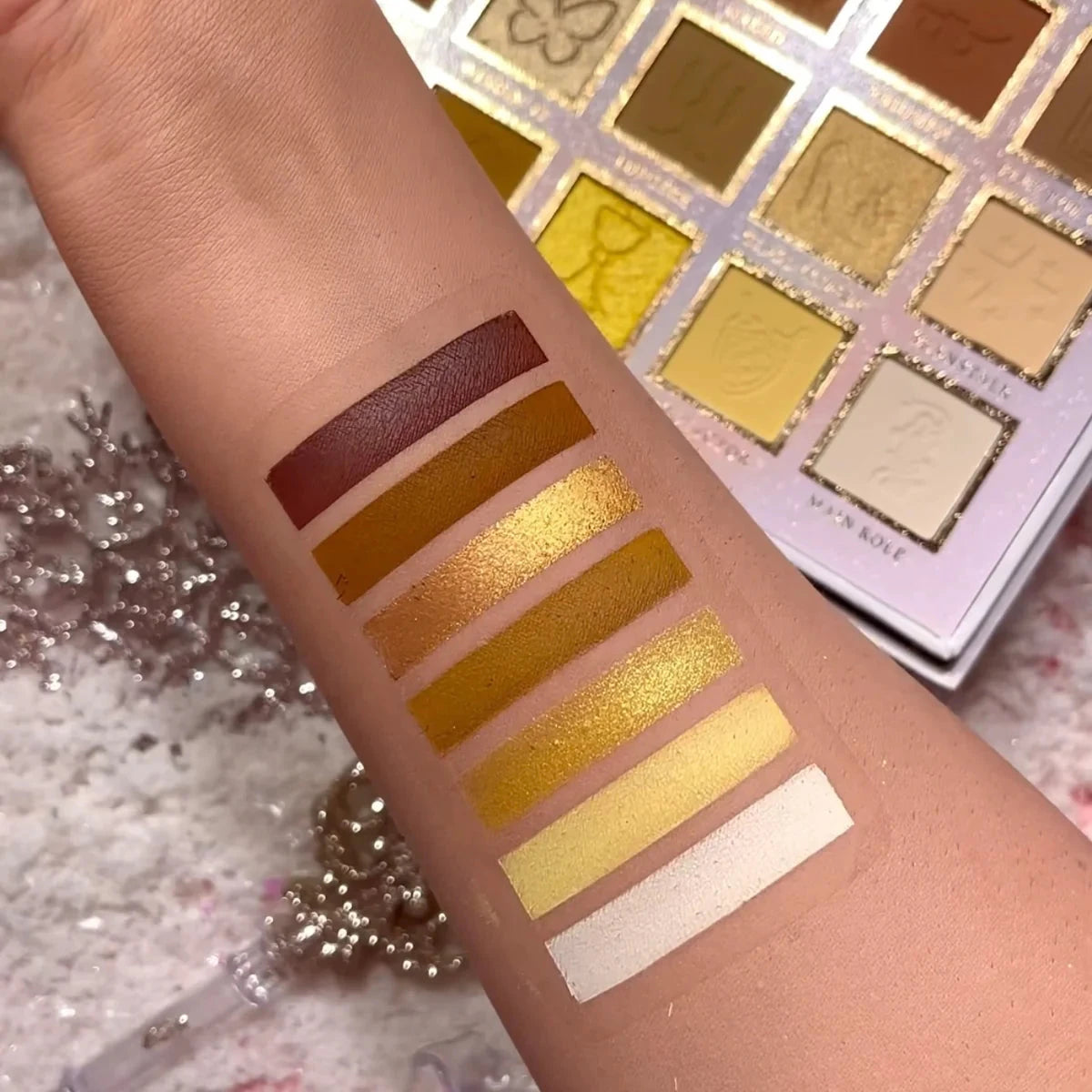 P. Louise If The Crown Fits Neutral Eyeshadow Palette