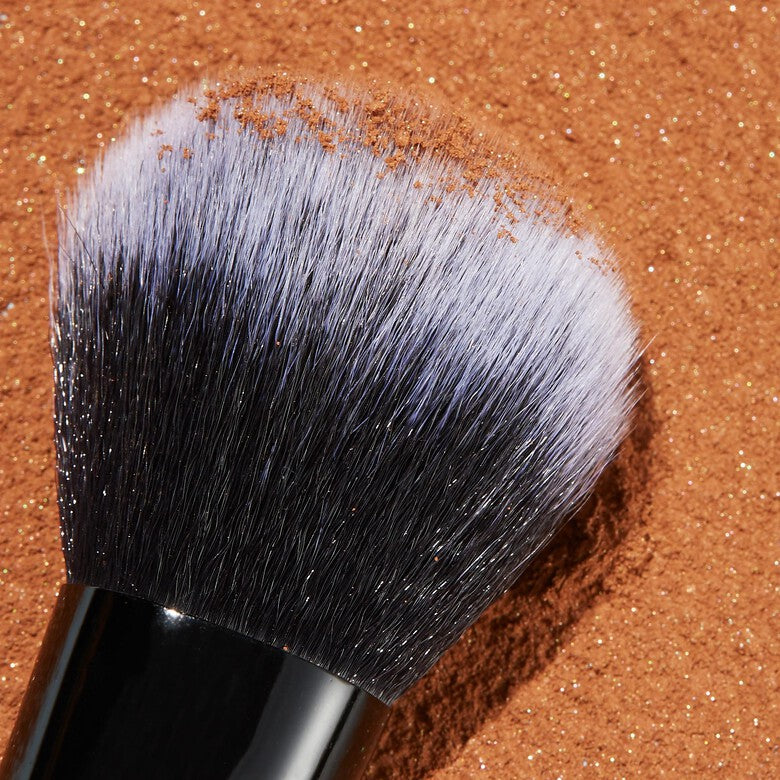 e.l.f Flawless Face Brush